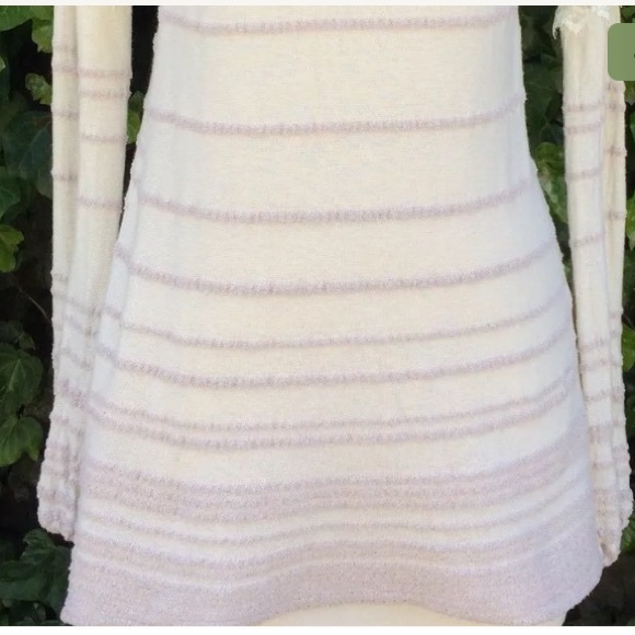 Free people sheer top white bell sleeve sweater - Picture 3 of 7